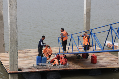 Aún sigue la búsqueda del cuerpo faltante a lo largo del afluente