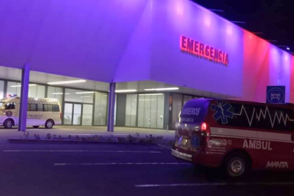 Manta. En el hospital del Seguro Social intentaron salvarle la vida, pero fue imposible. Llegó sin signos vitales.