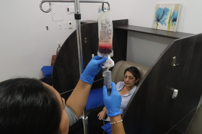 Las infusiones son utilizadas en el tratamiento de la resaca porque ayuda a reponer líquidos perdidos y proporciona nutrientes para una recuperación inmediata.