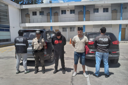 Evidencias. Los uniformados dieron con el paradero de la organización tras varios días de estudiarlos