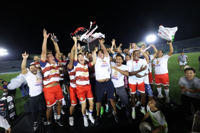 La cancha del estadio Modelo vio festejar a Cacao FC.