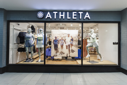 Esta tienda está operada por AR Holdings, y es la segunda tienda física de Athleta que se abrirá fuera de Norteamérica