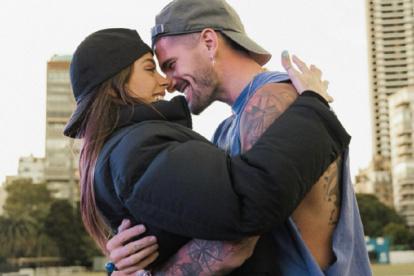 La cantante argentina y el futbolista del Atlético de Madrid se conocieron a través de las redes sociales