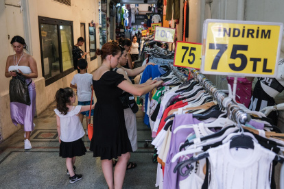 Según los datos publicados por el Instituto de Estadística de Turquía, la tasa de inflación oficial de Turquía se situó en el 47,83 por ciento en julio.