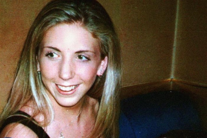 Lucie Blackman viajó a Tokio para pasar sus vacaciones de verano y encontró la muerte tras ser violada.