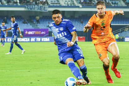 Emelec se impuso 2-0 a Libertad, en el arranque de la primera etapa de la LigaPro.