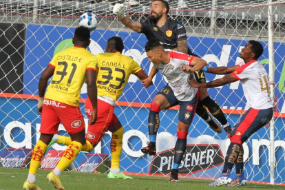 Los ‘militares’ vencieron 2-0 a Aucas en el inicio de la primera etapa.
