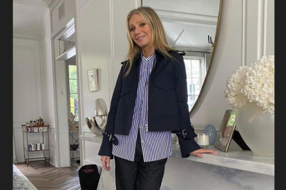 La casa puesta en arriendo está junto a su mansión de cinco millones de dólares.