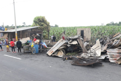 5 familias resultaron afectadas, no pudieron rescatar nada.
