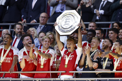 Los dirigido por Mikel Arteta se quedaron con la Community Shield después de vencer 4-1 en la tanda de penales, los ‘gunners’ vuelven a adjudicarse el título luego de haberlo conseguido en 2020.