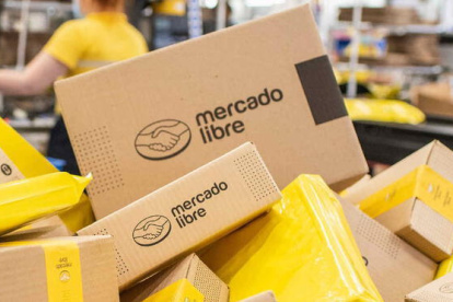 Empresa.- Los paquetes listos para entregar de Mercado Libre.