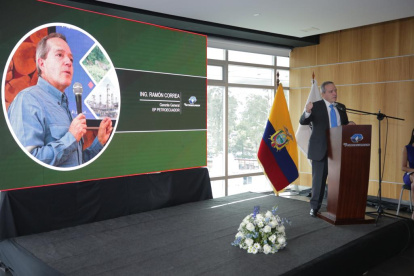 El gerente de Petroecuador, Ramón Correa, en el lanzamiento del proceso de licitación.