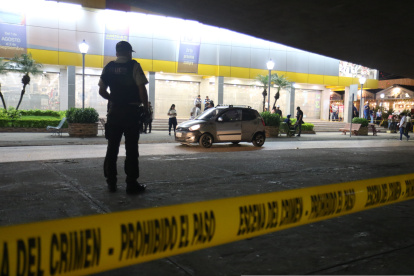 El crimen sucedió en un área comercial y transitada del norte de Guayaquil.