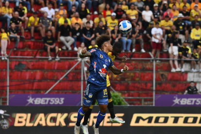 El elenco Cetáceo hizo lo necesario para ponerse a ganar tras los primeros 90 minutos.