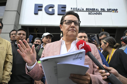 Fernando Villavicencio, un candidato presidencial en las elecciones de Ecuador, fue asesinado en un atentado a la salida de un mitin en Quito.