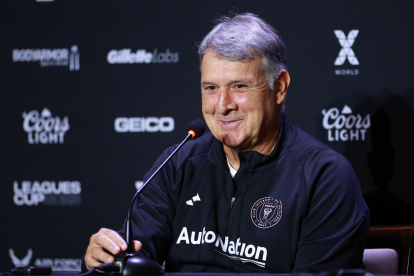 El "tata" Martino habló sobre la previa del partido y de Messi.