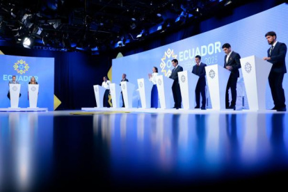 Encuentro. El debate electoral entre los siete presidenciables se desarrolló en las instalaciones de Ecuador TV, en la ciudad de Quito.