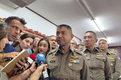 El subdirector de la Policía de Tailandia, Surachate Hakparn, habla del tema.