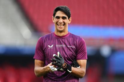 Bono debería jugar con el Sevilla ante el Manchester City la final de Supercopa de Europa.