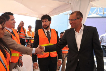 Relaciones. Jan Topic con el sentenciado por corrupción Jorge Glas, en los tiempos en que su compañía Telconet era contratista del Estado.