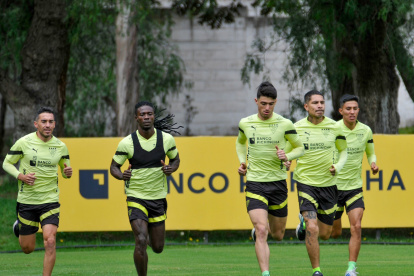 El plantel dirigido por Luis Zubeldía deberá enfrentar primero a El Nacional por LigaPro.