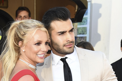 Britney Spears y Sam Asghari cuando lucían felices y enamorados.