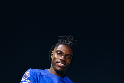 El Belga será compañero de Moisés Caicedo.