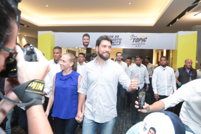 El candidato Jan Topic intervino en el Centro de Convenciones de Guayaquil.