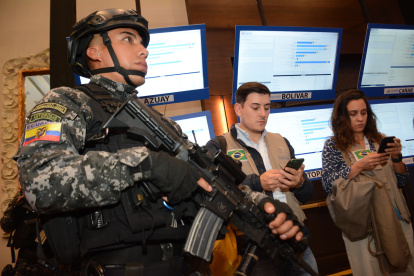 Centro de mando unificado del CNE donde se dan los resultados de las elecciones anticipadas 2023.