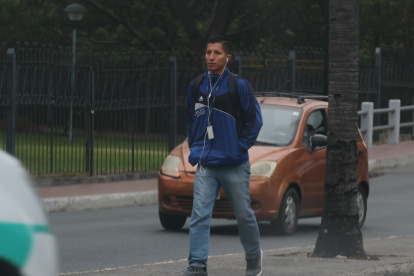 Percepción. La ciudadanía ya siente que el clima es más frío.