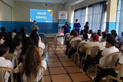 Técnicos de Atención Primaria de la Salud del MSP realizan actividades de promoción de salud en unidad educativa de Guayaquil