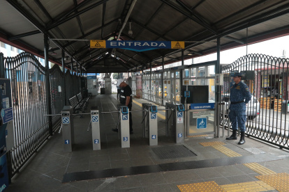 RECORRIDO DE SEGURIDAD EN LA METRO VÍA.... FD MIGUEL CANALES... 23-08-2023