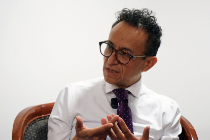 Decisión. Christian Zurita dice que una de las últimas actividades como periodista será la publicación de un libro.