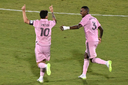 Lionel Messi y Arroyo (d), como pareja letal en el Inter Miami.