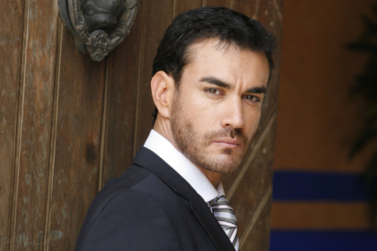 David Zepeda.