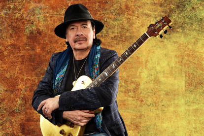Carlos Santana fue tildado de transfóbico al decir que "hombre es hombre y mujer es mujer"