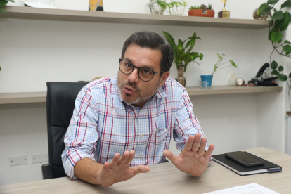 23-08-Entrevista en el municipio