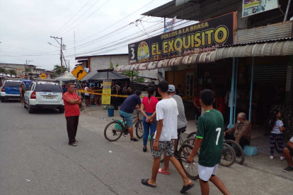 La Policía acudió al sector donde ocurrieron los asesinatos en Yaguachi el jueves 24 de agosto.