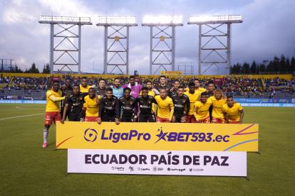 Quito, 13 de agosto de 2023. Partido por Liga Pro Bet593, La Sociedad Deportiva Aucas recibe a Liga Deportiva Universitaria en el Estadio Gonzalo Pozo Ripalda. API/JUAN RUIZ CÃ“NDOR ag-periodistas