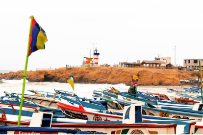 Hecho. En Puerto Engabao, ahora se ve a las embarcaciones ancladas sobre la arena. Apenas unas pocas se arriesgan a navegar, por la inseguridad.