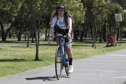 Ana Vivar está feliz de poder volver a disfrutar del ciclismo y aseveró que regresa más fuerte.
