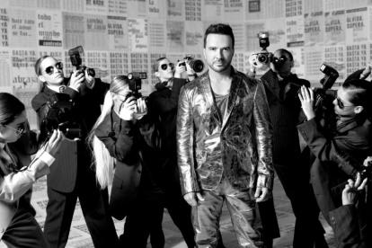 Luis Fonsi en el videoclip de Pasa la página (Panamá)