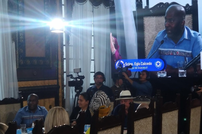 Caicedo no dio detalles de su futuro tras su renuncia