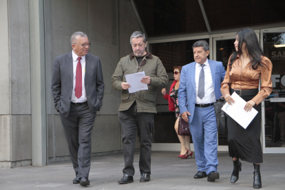 Pena. Los juristas denunciantes advirtieron que ese delito puede acarrear penas que va de los cinco a los siete años.