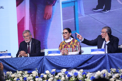 Rueda de prensa. El  20 de agosto, Diana Atamaint y los consejeros del CNE informaron de que su sistema de voto telemático había sido hackeado.