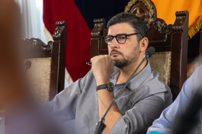 La noche de este 31 de agosto, el alcalde Aquiles Álvarez se refirió a los problemas heredados de la administración anterior.