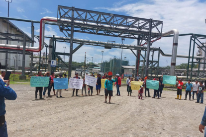 Comuneros protestaron este 1 de septiembre de 2023 para mantener la producción petrolera en el Yasuní.
