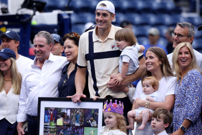 El tenista estadounidense, acompañado de toda su familia la tarde del jueves pasado, luego de quedar eliminado del USOpen y jugar el último partido de su carrera.