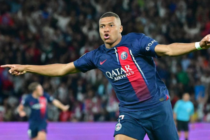 El tema de la salida del galo, ha sido uno de los temas más controversiales en este mercado de fichajes.