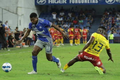 Los azules tuvieron la victoria por unos momentos pero el VAR les anuló un gol.